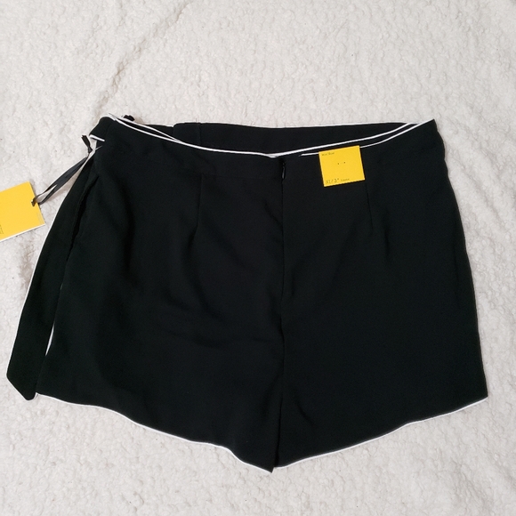 DVF for Target Women's Side Wrap Mini Skort - Picture 7 of 11